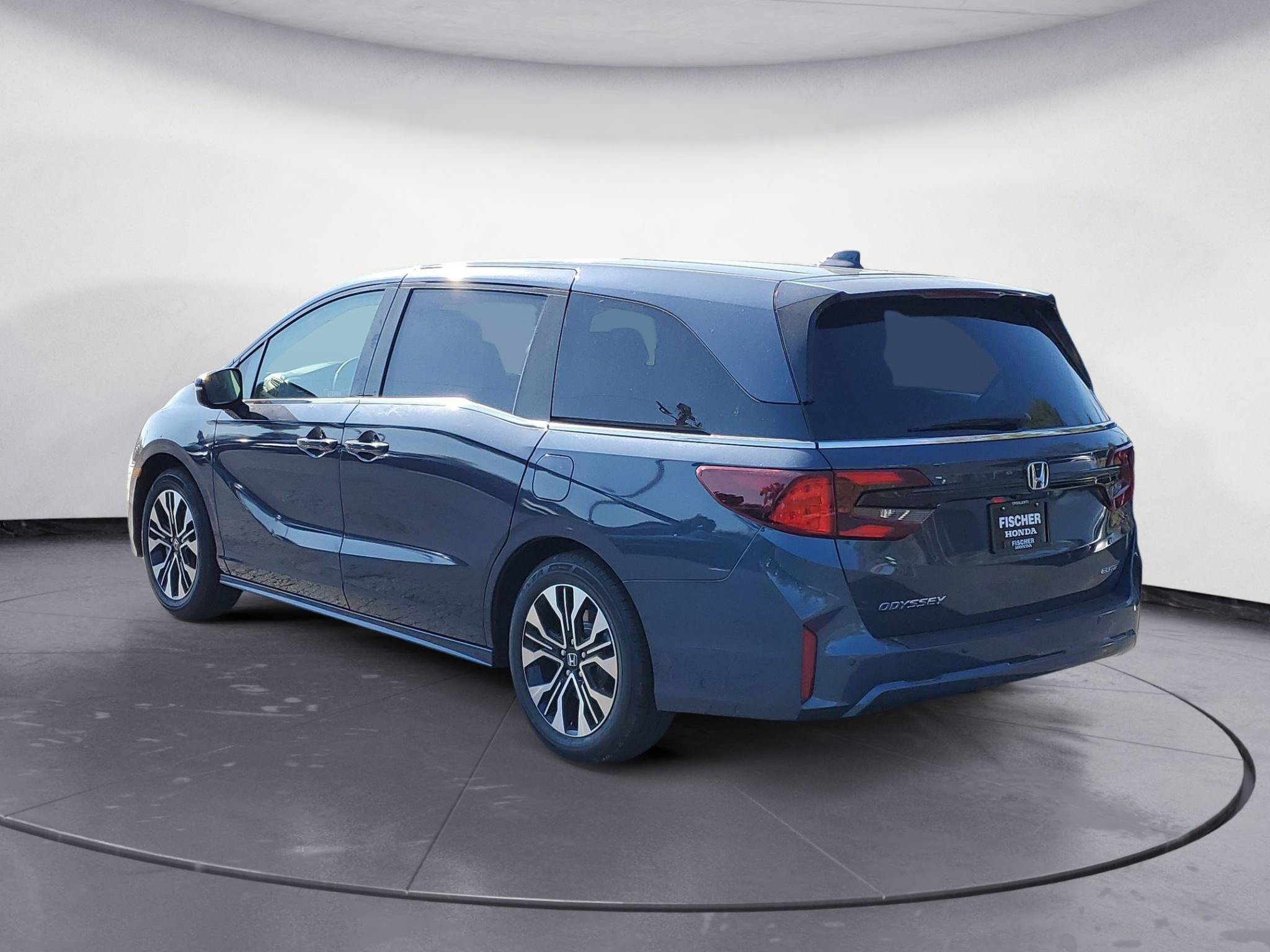 New 2027 Honda Odyssey Elite image 4