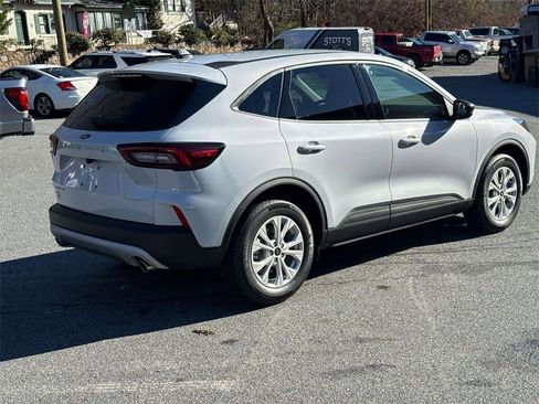 New 2026 Ford Escape Active image 7