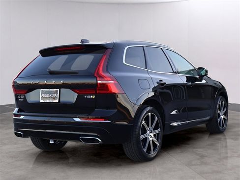 Used 2020 Volvo XC60 T5 Inscription image 5