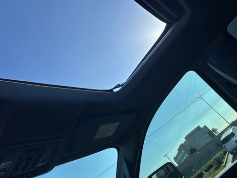 Used 2021 GMC Sierra 2500 Denali w/ Denali Black Diamond Edition image 28