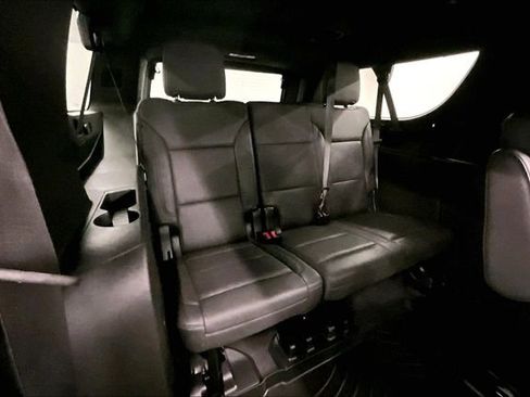 Used 2023 Chevrolet Suburban Z71 w/ Z71 Off-Road Package image 29