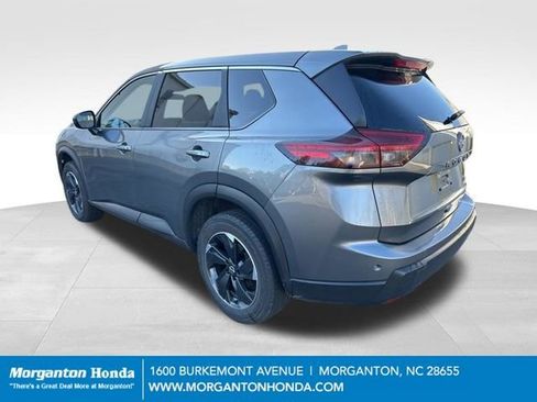 Used 2025 Nissan Rogue SV image 7