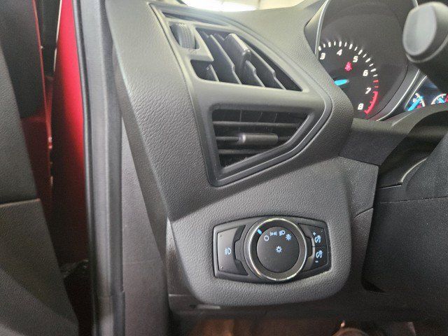 Used 2014 Ford Escape SE w/ Equipment Group 201A AWD/4WD image 28