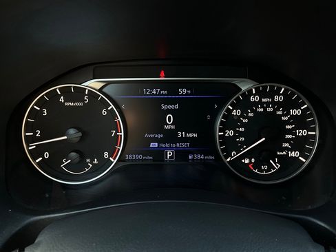 Used 2025 Nissan Altima 2.5 SV image 36