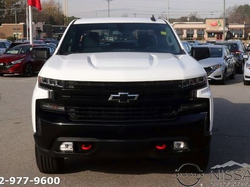 Used 2020 Chevrolet Silverado 1500 LT Trail Boss w/ Bed Protection Package image 2