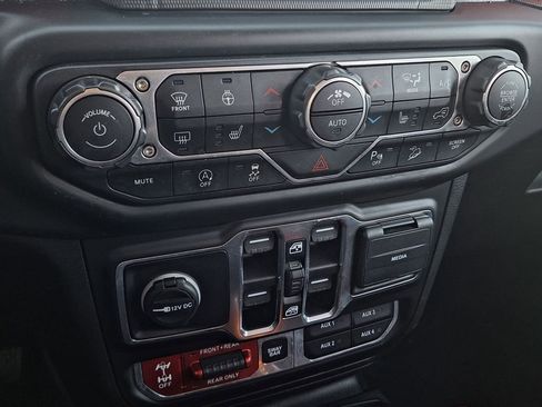 Used 2019 Jeep Wrangler Unlimited Rubicon image 22