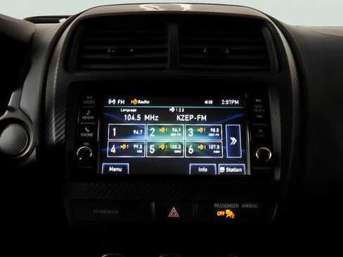 Used 2022 Mitsubishi Outlander Sport ES image 23