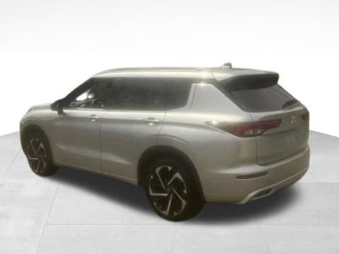 Used 2024 Mitsubishi Outlander SEL AWD/4WD image 7
