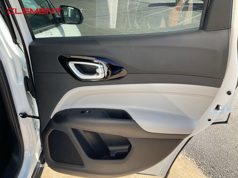 New 2026 Jeep Compass Limited image 17