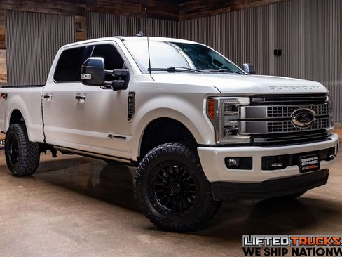 Used 2019 Ford F250 Platinum w/ Platinum Ultimate Package AWD/4WD image 1