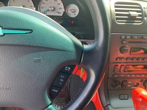 Used 2003 Ford Thunderbird RWD image 21