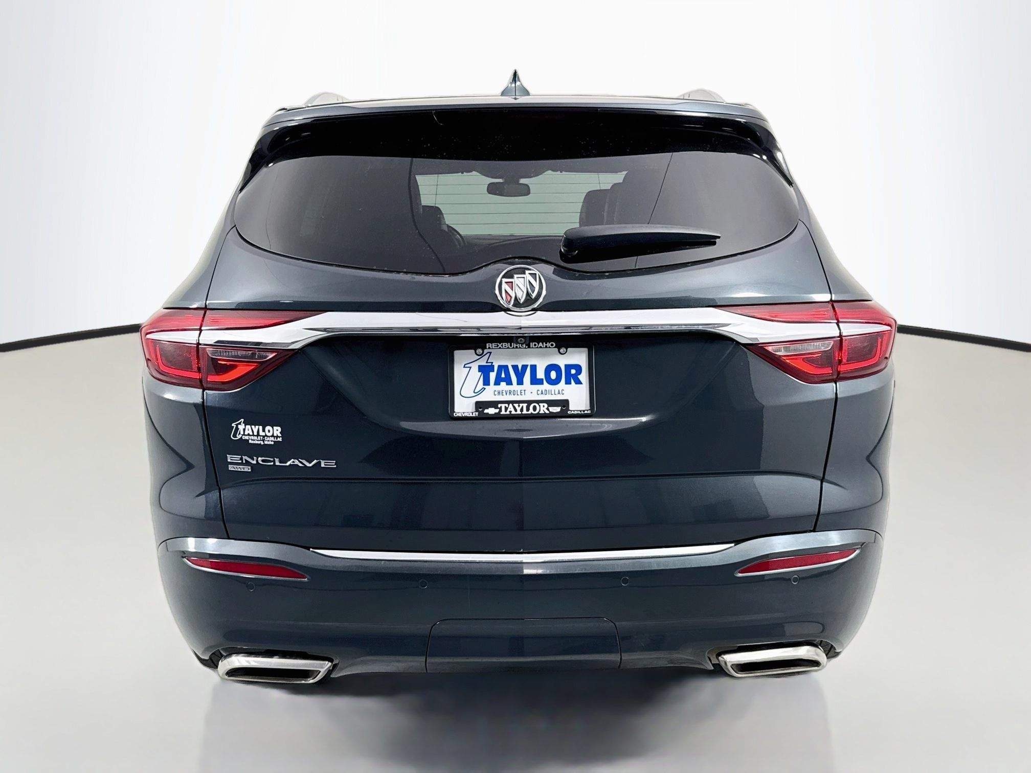 Used 2021 Buick Enclave Essence AWD/4WD image 6