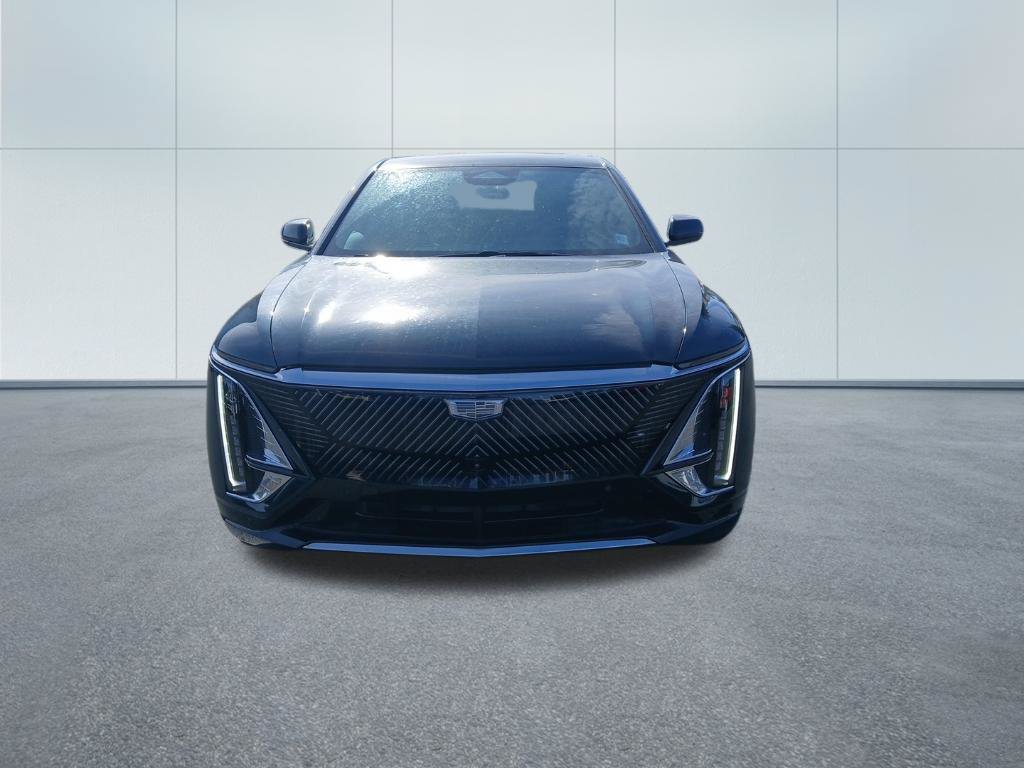 Certified 2024 Cadillac Lyriq Luxury AWD/4WD image 11