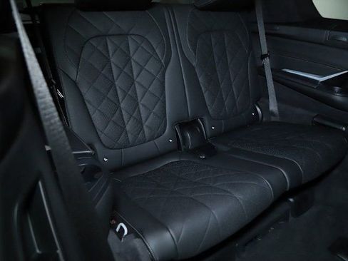 Certified 2024 BMW X7 xDrive40i w/ M Sport Package image 30