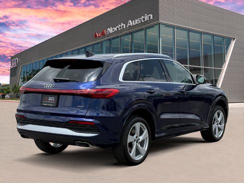 Certified 2025 Audi Q5 Premium w/ Premium Plus AWD/4WD image 7