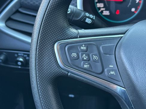 Used 2024 Chevrolet Malibu LT image 34