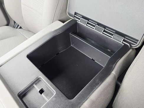 Used 2015 Ford F150 XLT w/ Trailer Tow Package image 22