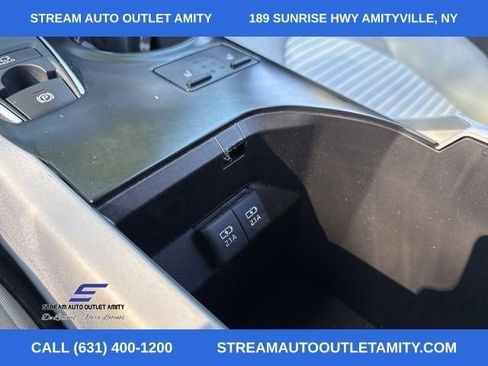 Used 2020 Toyota Camry SE w/ Cold Weather Package AWD/4WD image 42