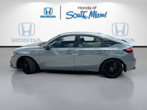 Used 2024 Honda Civic Sport image 4