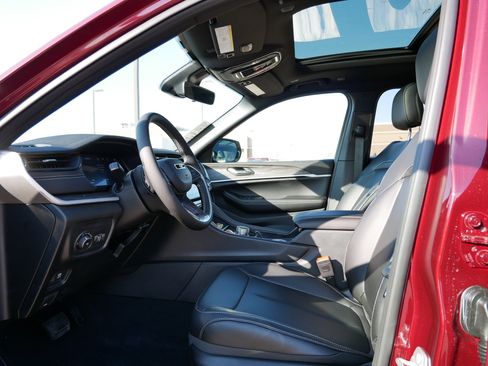 New 2026 Jeep Grand Cherokee L Limited AWD/4WD image 7
