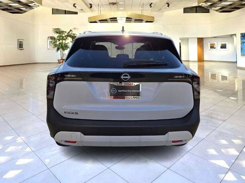 Certified 2026 Nissan Kicks SV FWD image 7