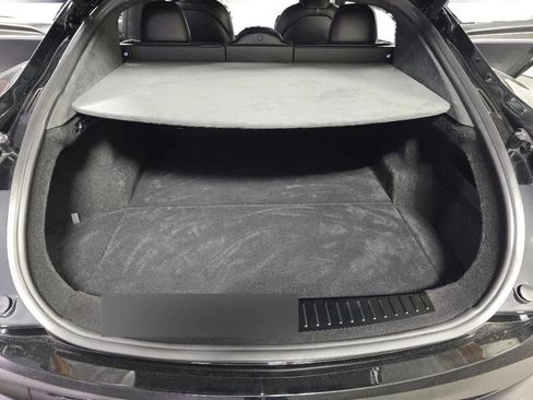 Used 2022 Tesla Model S Plaid image 11