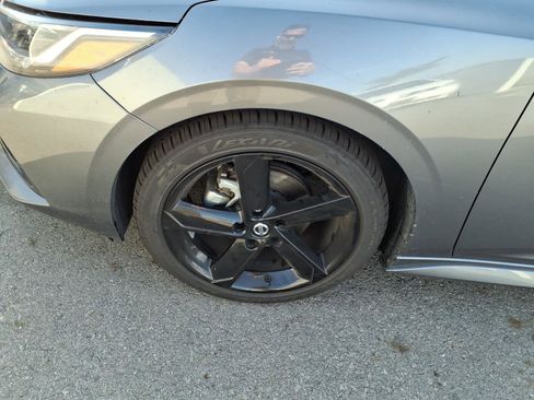 Certified 2023 Nissan Sentra SR w/ SR Premium Package image 2