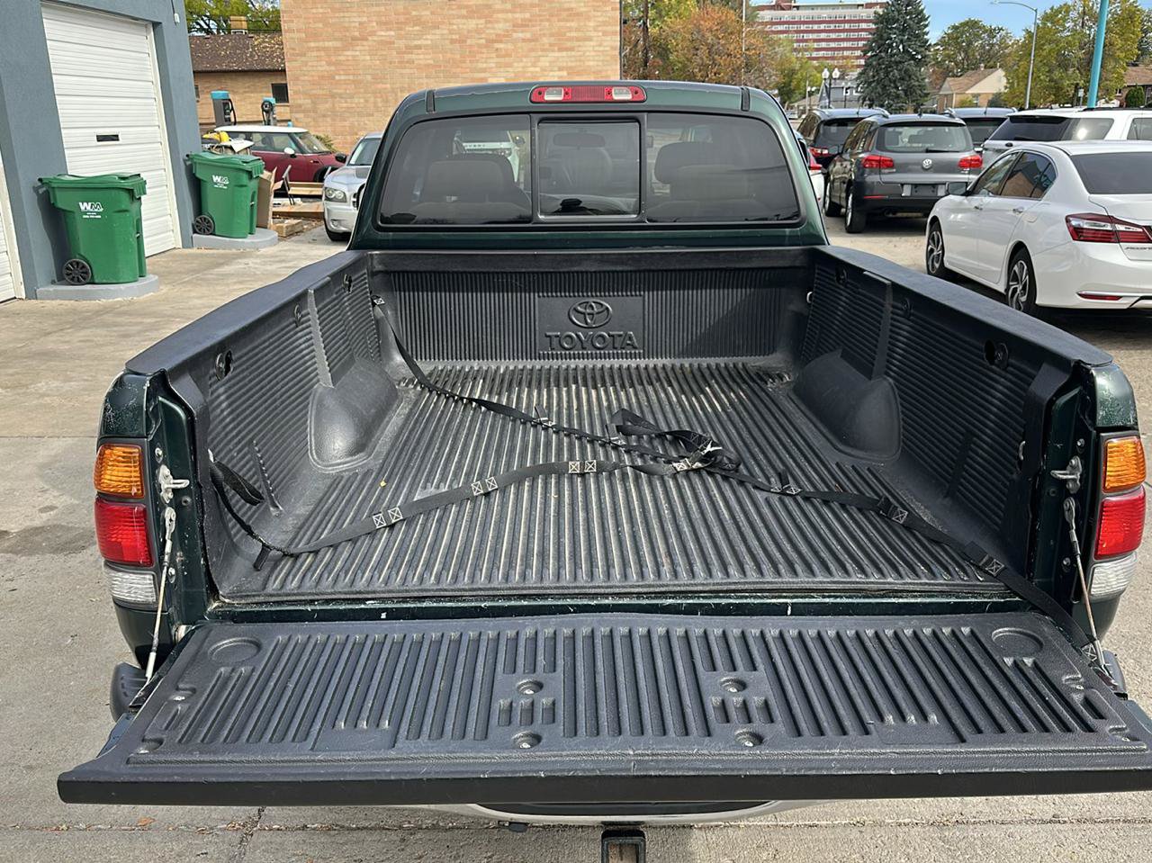 Used 2000 Toyota Tundra SR5 RWD image 5