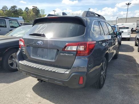 Used 2018 Subaru Outback 2.5i Limited image 8