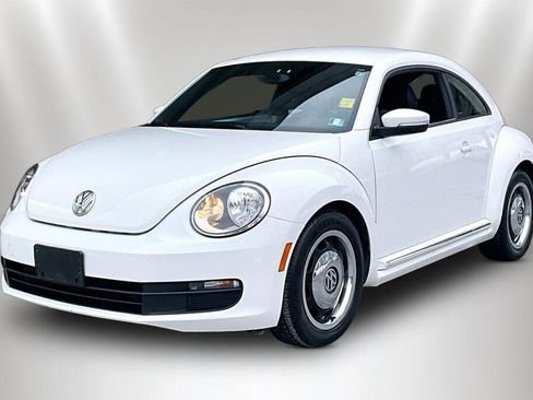 Used 2013 Volkswagen Beetle 2.5 image 3