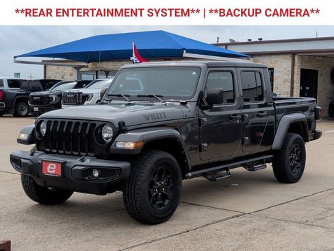 Used 2023 Jeep Gladiator Sport AWD/4WD image 3