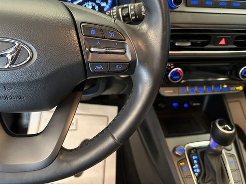 Used 2022 Hyundai Kona SEL w/ Convenience Package FWD image 12