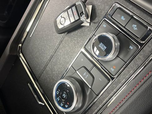 New 2024 Ford Expedition Limited image 23