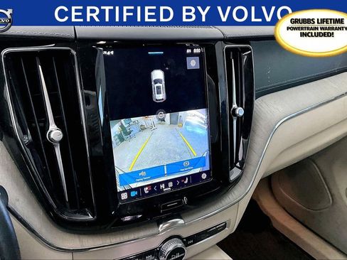 Certified 2023 Volvo XC60 B5 Ultimate w/ Climate Package image 31