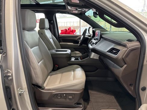 Used 2023 Chevrolet Tahoe Z71 w/ Luxury Package image 59