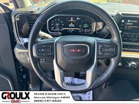 Used 2022 GMC Sierra 1500 Elevation image 15