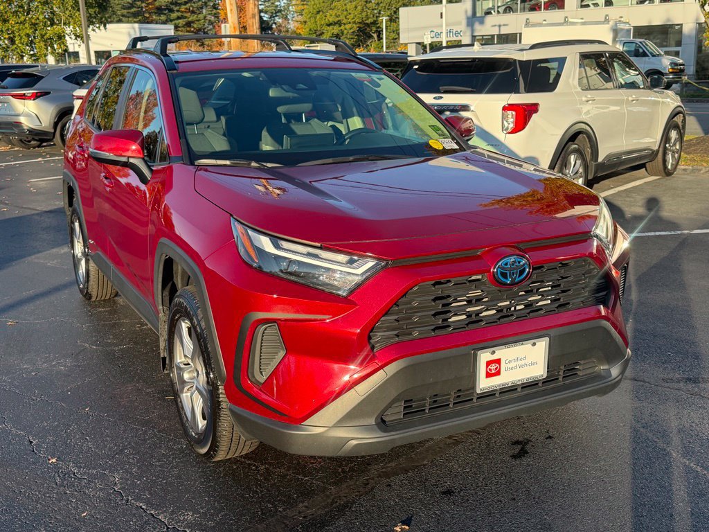 Used 2024 Toyota RAV4 XLE w/ Weather Package AWD/4WD image 11