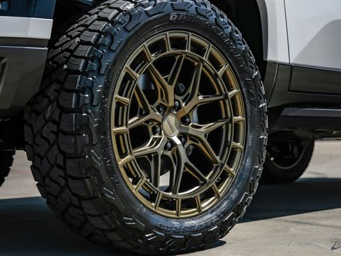 Used 2025 Lexus GX 550 w/ Accessory Package (2T) image 76