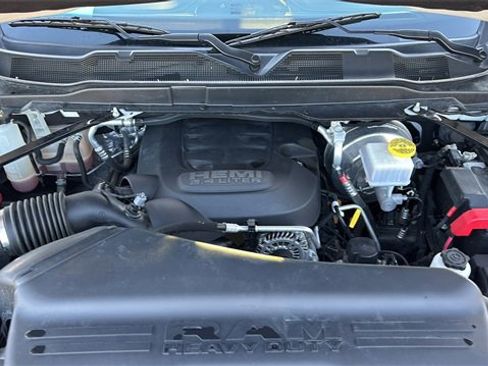Used 2022 RAM 2500 Limited image 35