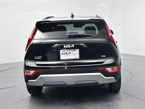 New 2026 Kia Niro LX image 7