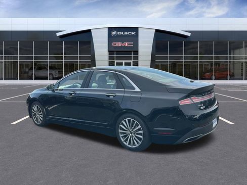Used 2017 Lincoln MKZ Premiere image 3