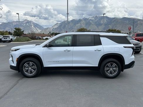 New 2026 Chevrolet Traverse LT w/ Driver Confidence Package image 8