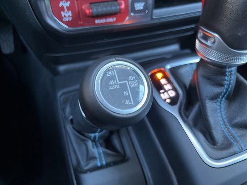 Used 2021 Jeep Wrangler Unlimited Rubicon 4xe w/ Steel Bumper Group image 42