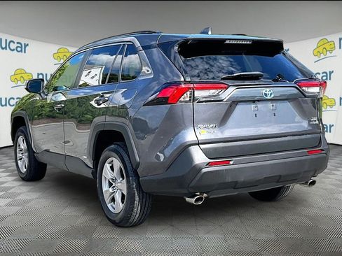 Used 2024 Toyota RAV4 XLE AWD/4WD image 4