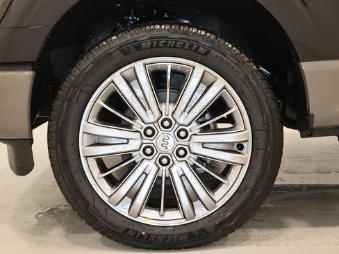 New 2025 Ford F150 King Ranch image 38