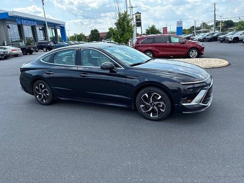 Used 2024 Hyundai Sonata SEL FWD image 4