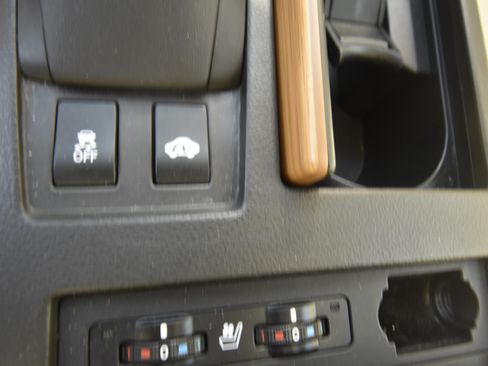 Used 2015 Lexus RX 450h FWD image 14