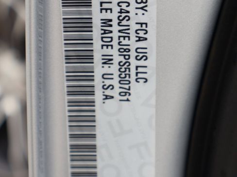 Used 2023 Jeep Grand Wagoneer 4WD image 33