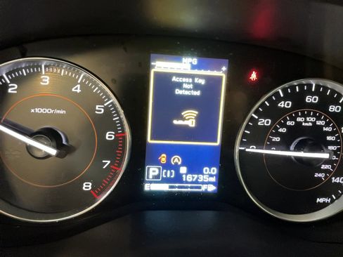 Used 2023 Subaru Crosstrek 2.5i Limited w/ Moonroof Package image 11