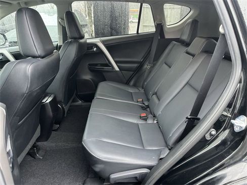 Used 2017 Toyota RAV4 Limited image 22
